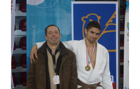 Championnat de France de judo adapté Hubert 5eme Alex 3eme BRAVO !!